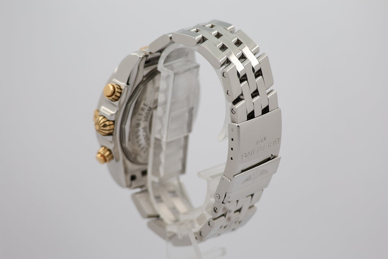 Breitling Chronomat Evolution Automatik 44mm B13356 - Detailansicht 1