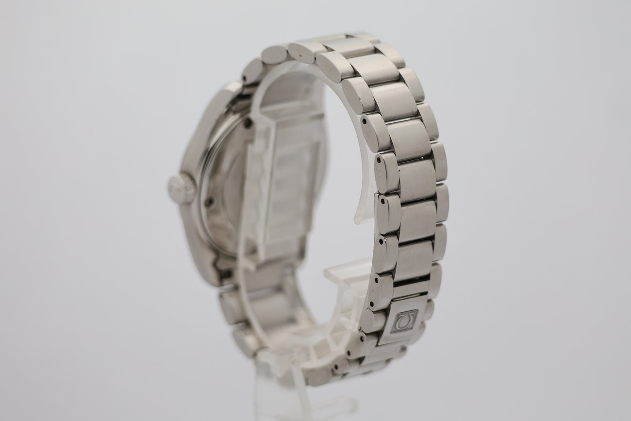 Omega Seamaster Aqua Terra Quarz 25185000 - Detail view 2