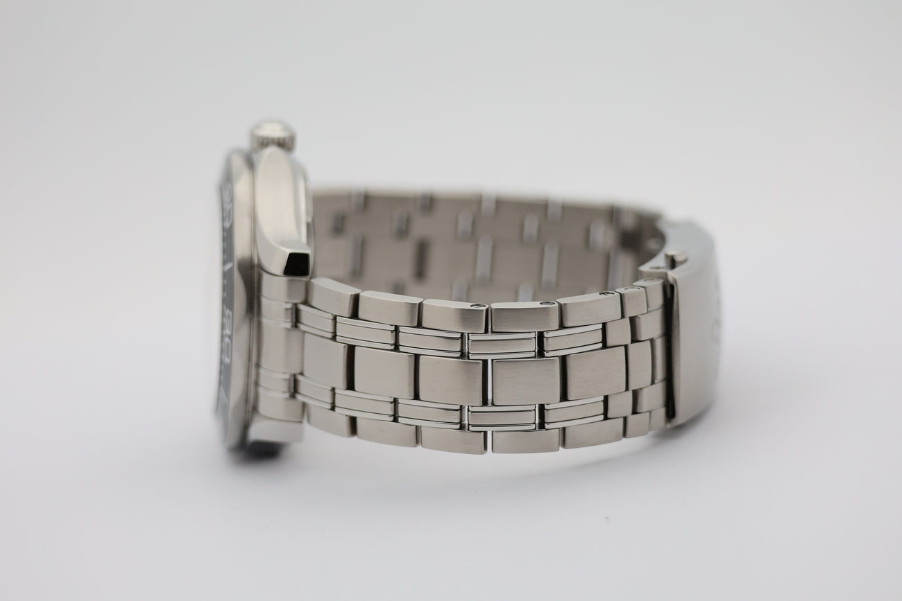 Omega Seamaster Diver 300m 42mm Automatik Herrenuhr 21030422001001 - Detail view 3