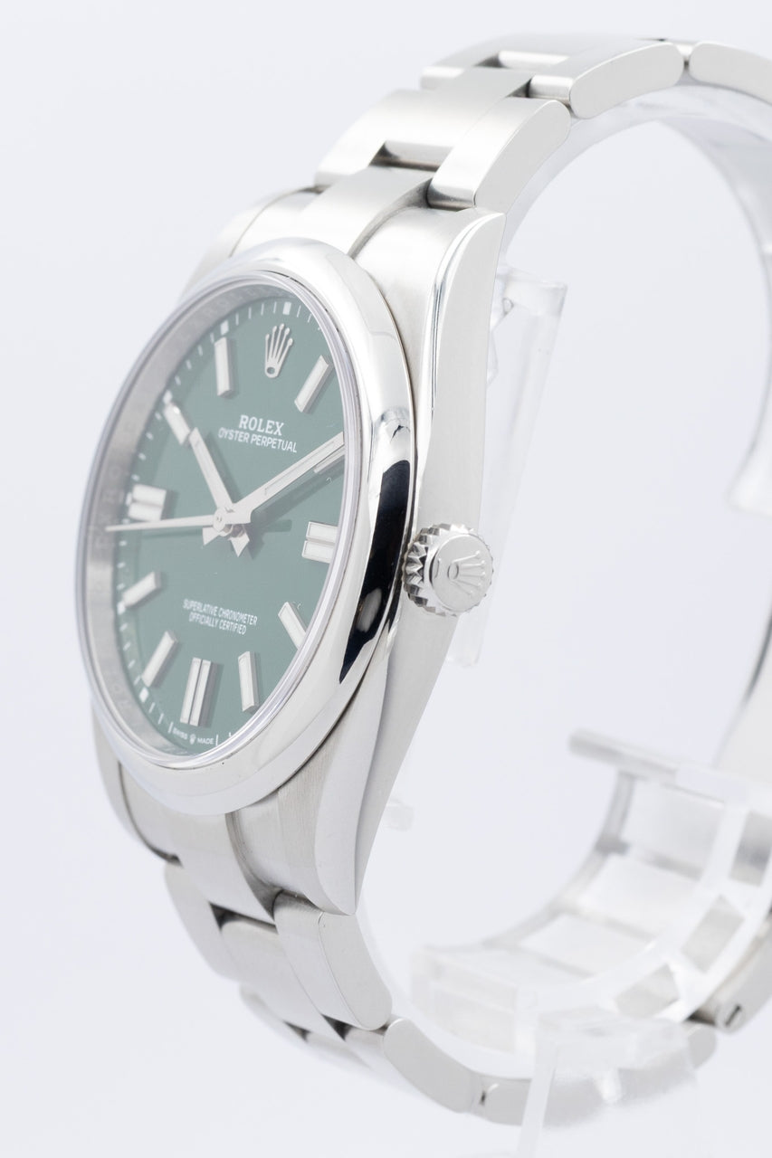 Rolex Oyster Perpetual 41mm Automatik 124300 - Detailansicht 2