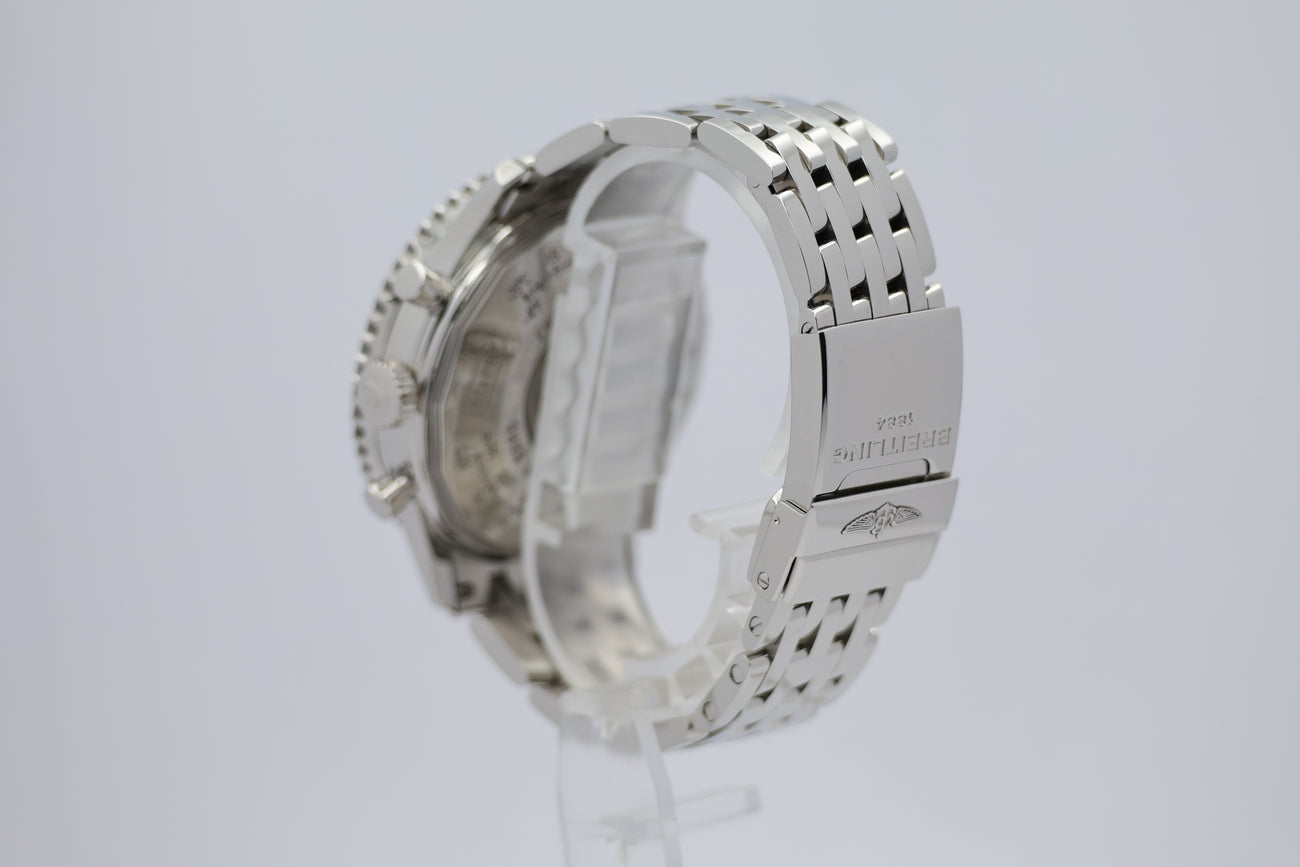 Breitling Navitimer 01 Automatik Herrenuhr 43mm AB0120 Box + og. Papiere