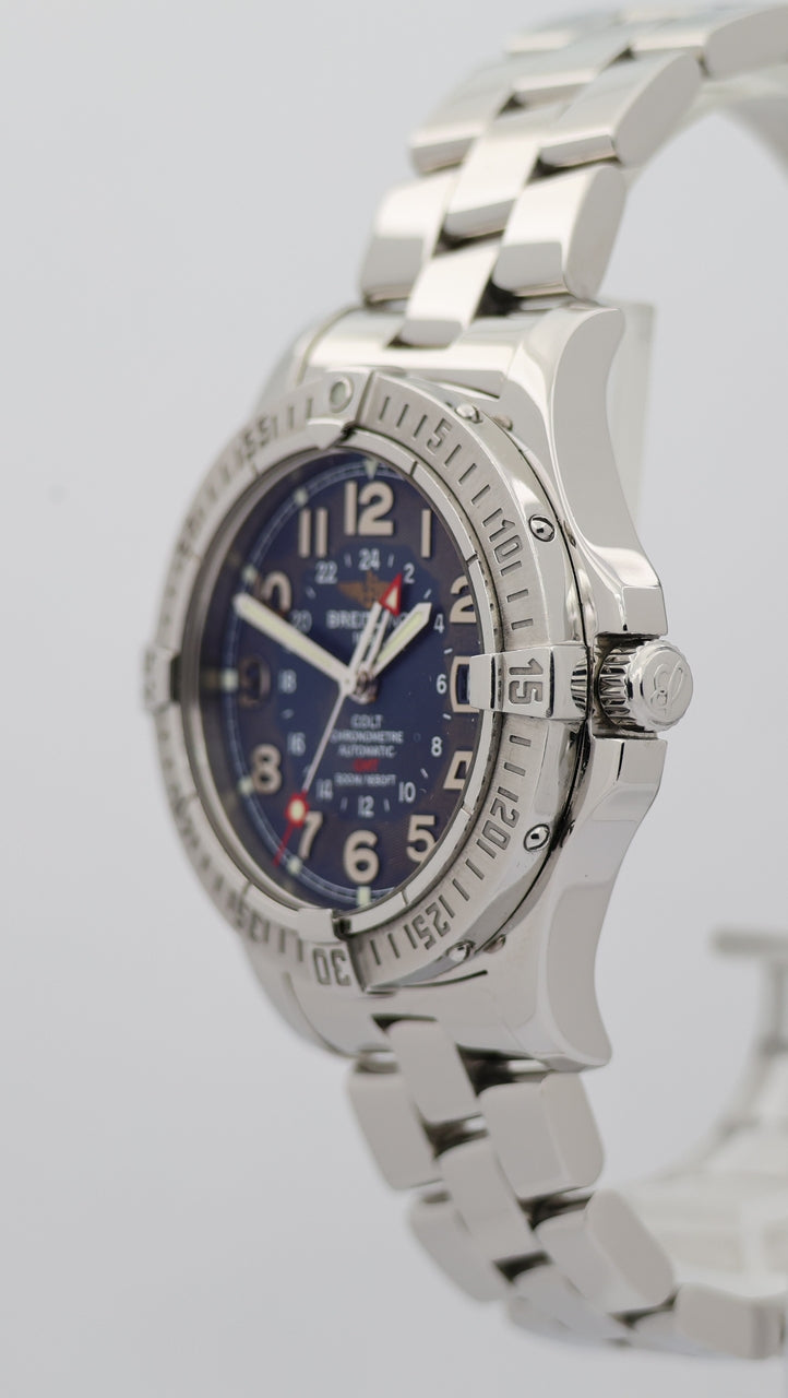 Breitling Colt GMT 40mm Automatik A32350 - Detail view 7
