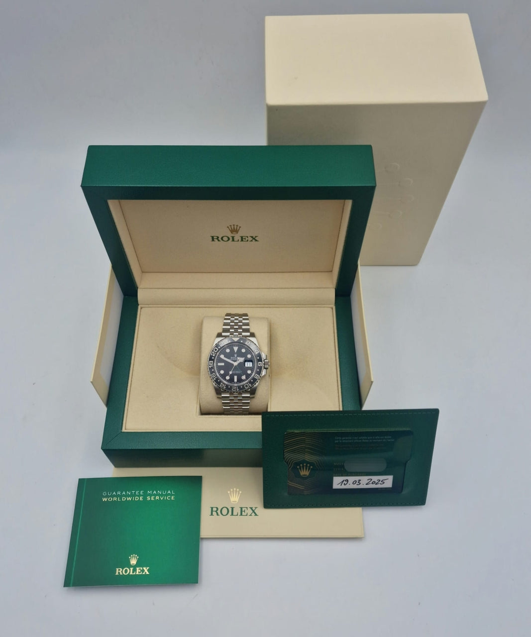 Rolex GMT-Master II "Bruce Wayne" 40mm Automatik NEU 126710GRNR Box + og. Papiere