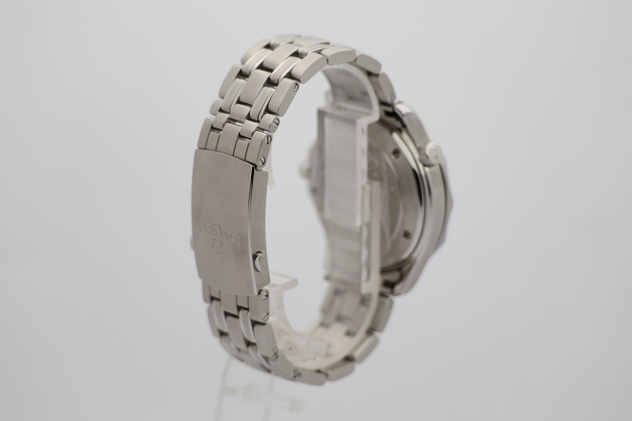 Omega Seamaster Diver 300 M Automatik 21230412003001 - Detail view 1