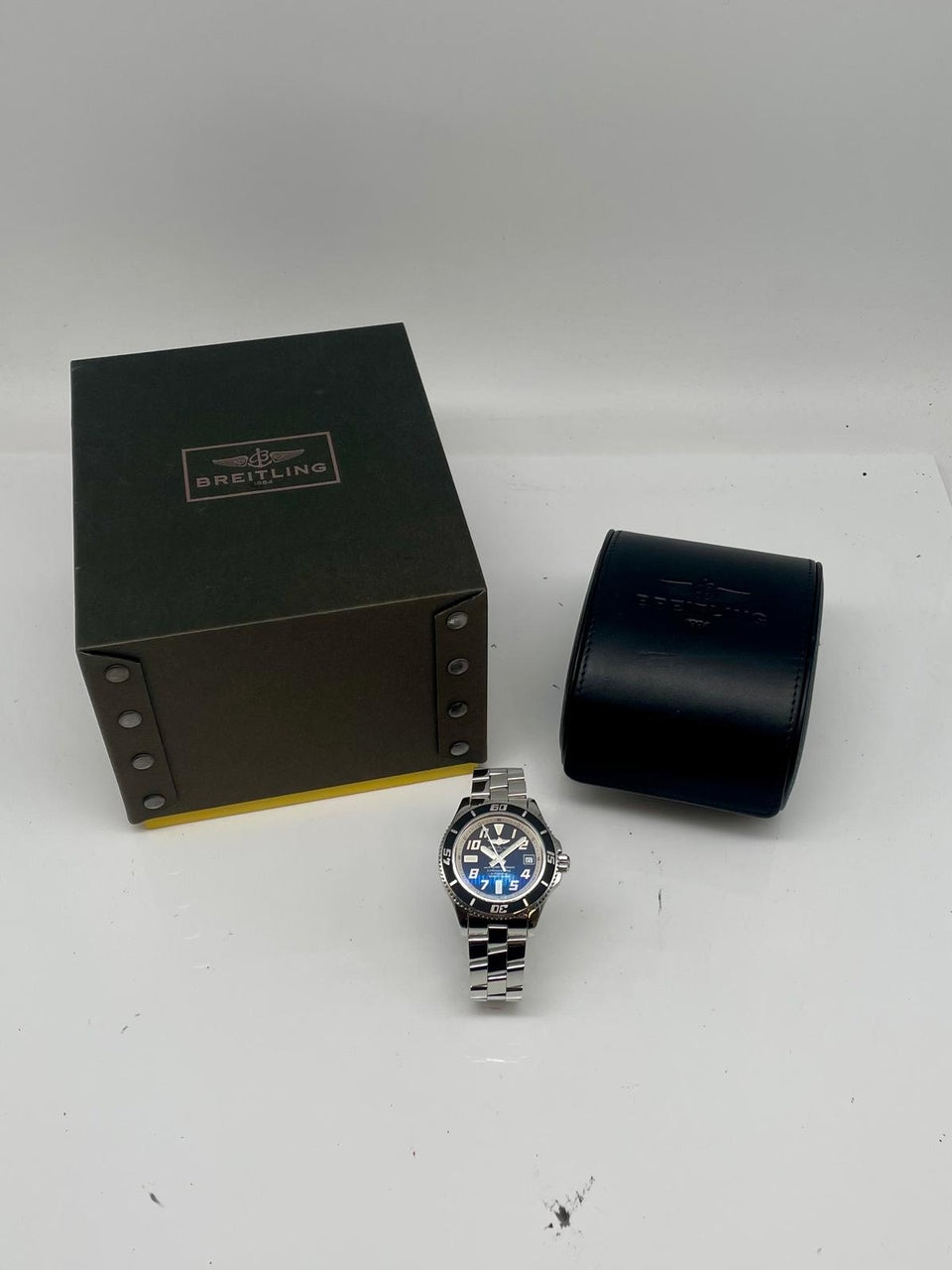 Breitling Superocean 42 Automatik Herrenuhr A17364 - Papers and documentation