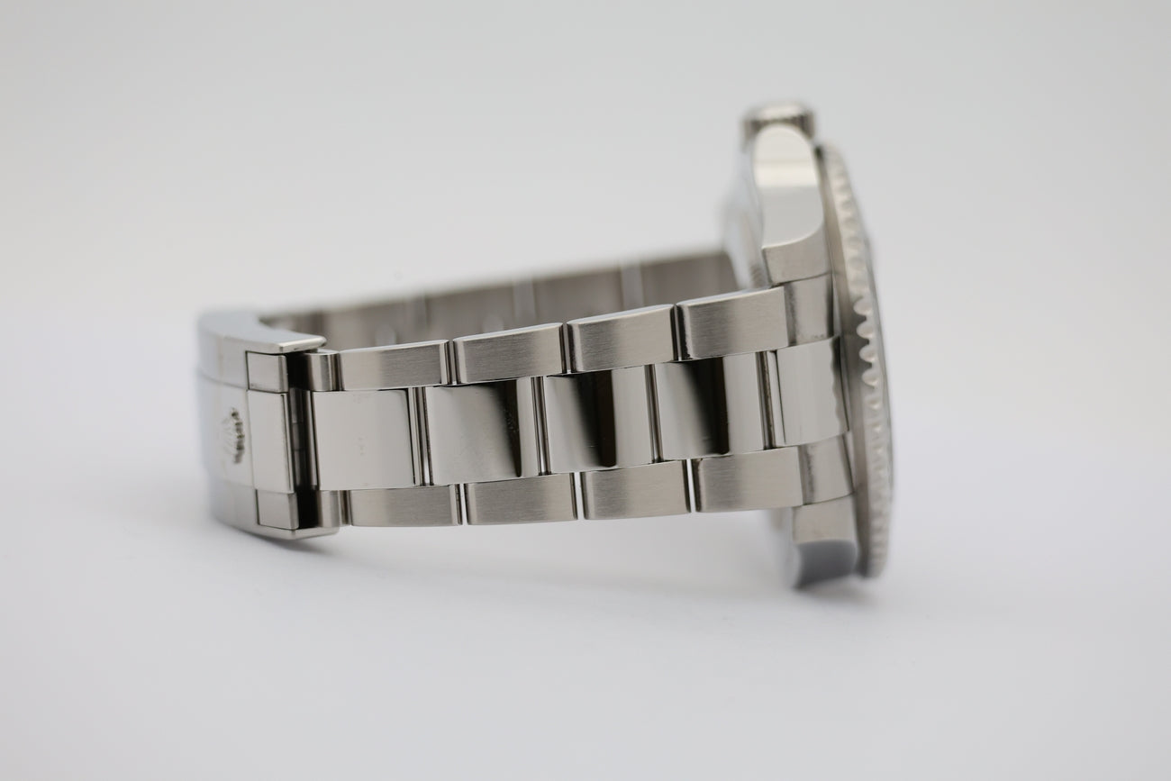 Rolex GMT-Master II Automatik Herrenuhr 40mm 116710LN - Detail view 4