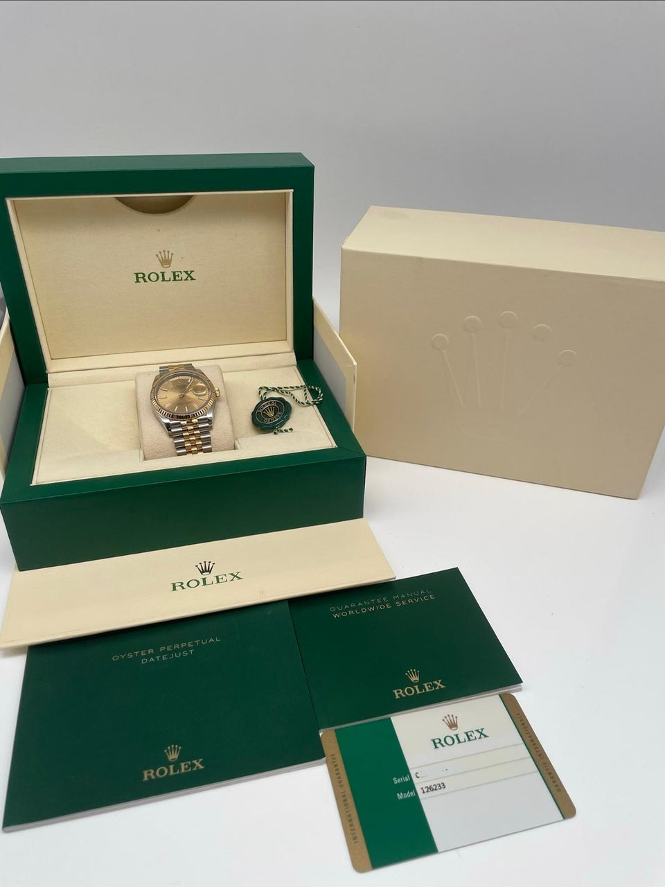 Rolex Datejust 36 Stahl/Gold Jubilee Automatik Herrenuhr 126233 - Papiere und oder Lieferumfang