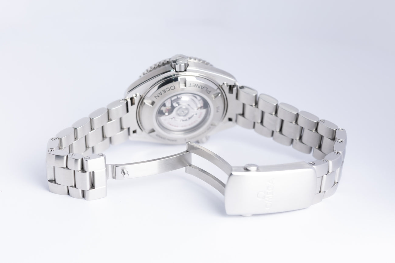 Omega Seamaster Planet Ocean 37,5 mm Automatik 23230382001001 - Detailansicht 8