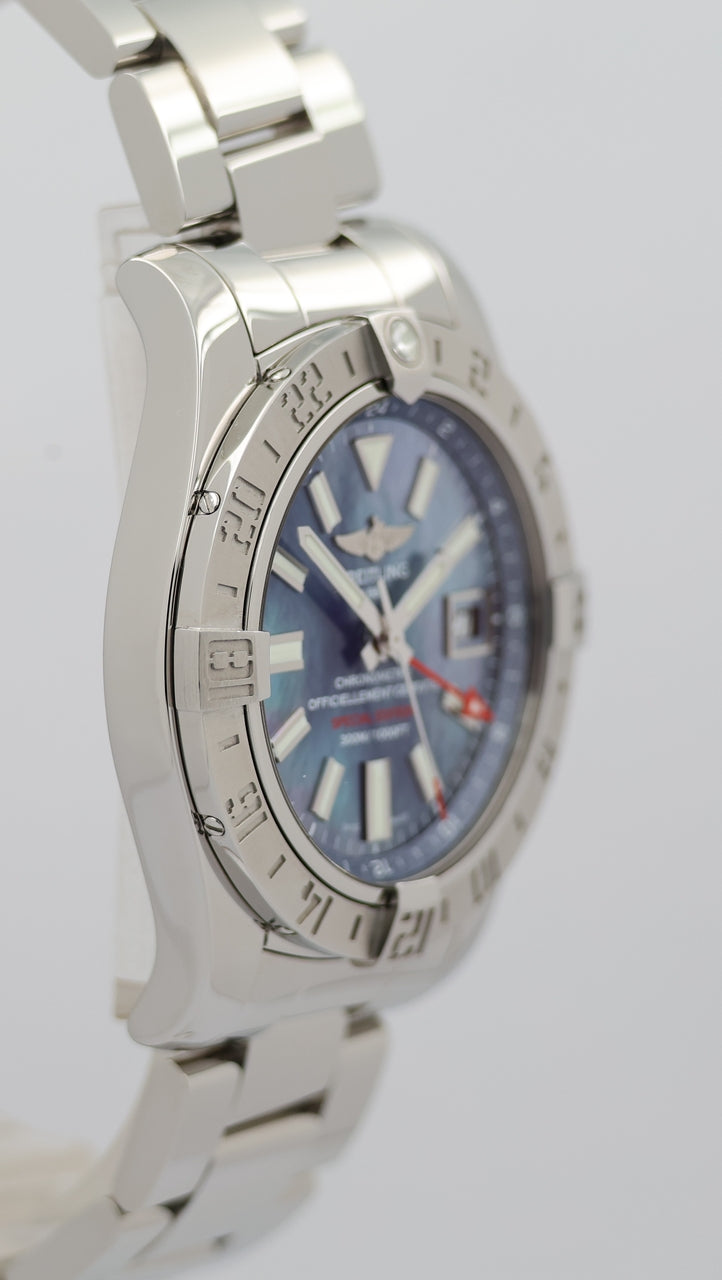 Breitling Avenger II GMT Perlmutt-Blatt 43mm Automatik A32390 - Detailansicht 8