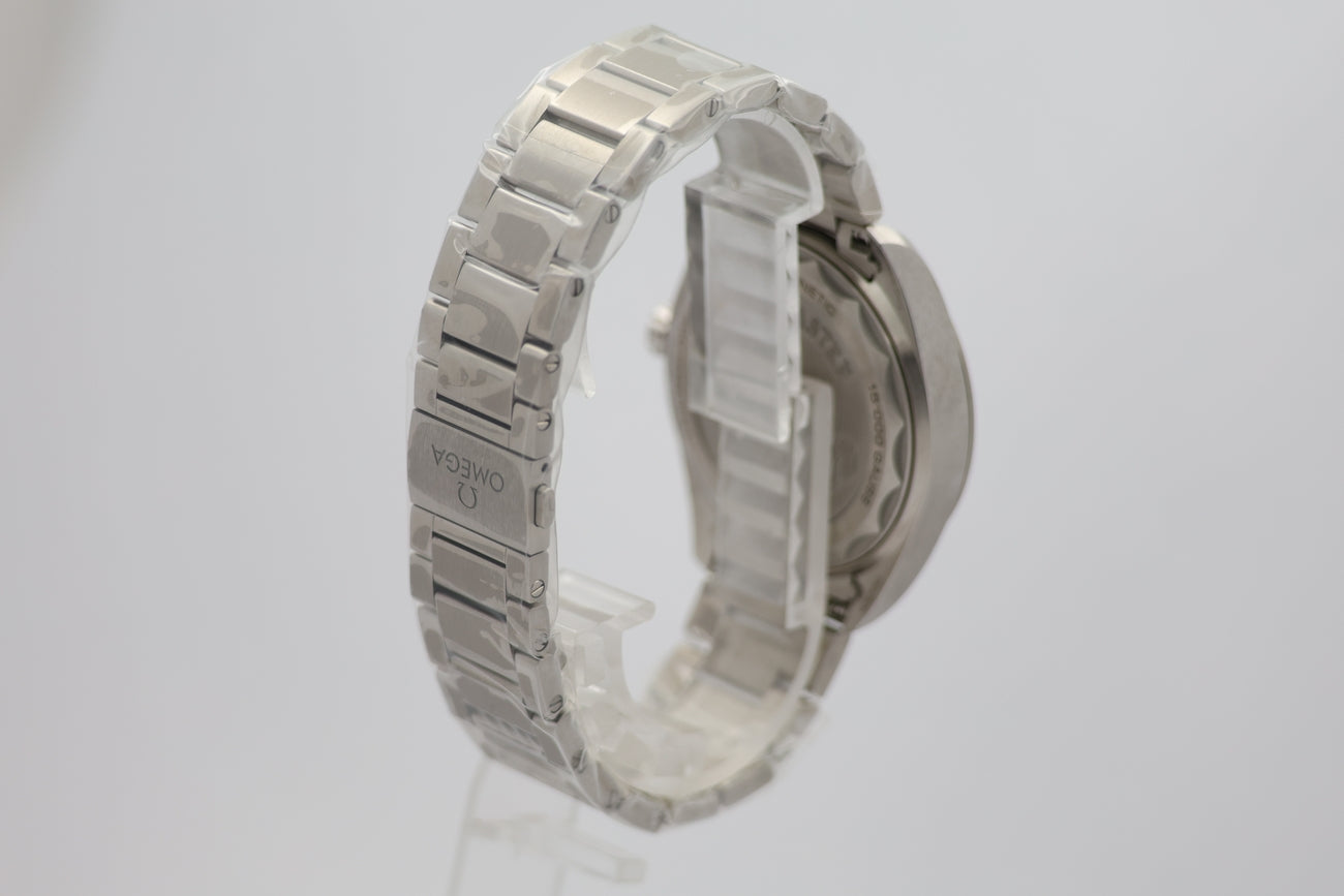 Omega Seamaster Railmaster Automatik Herrenuhr Stahl 40mm NEU 22010402001001 - Detailansicht 1