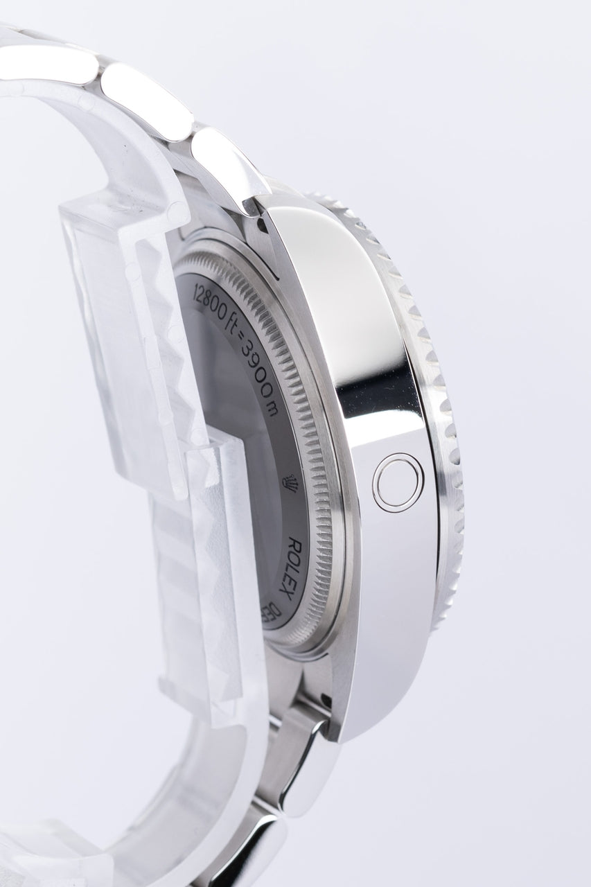 Rolex Sea-Dweller Deepsea 44mm Automatik Herrenuhr 136660 - Detailansicht 4
