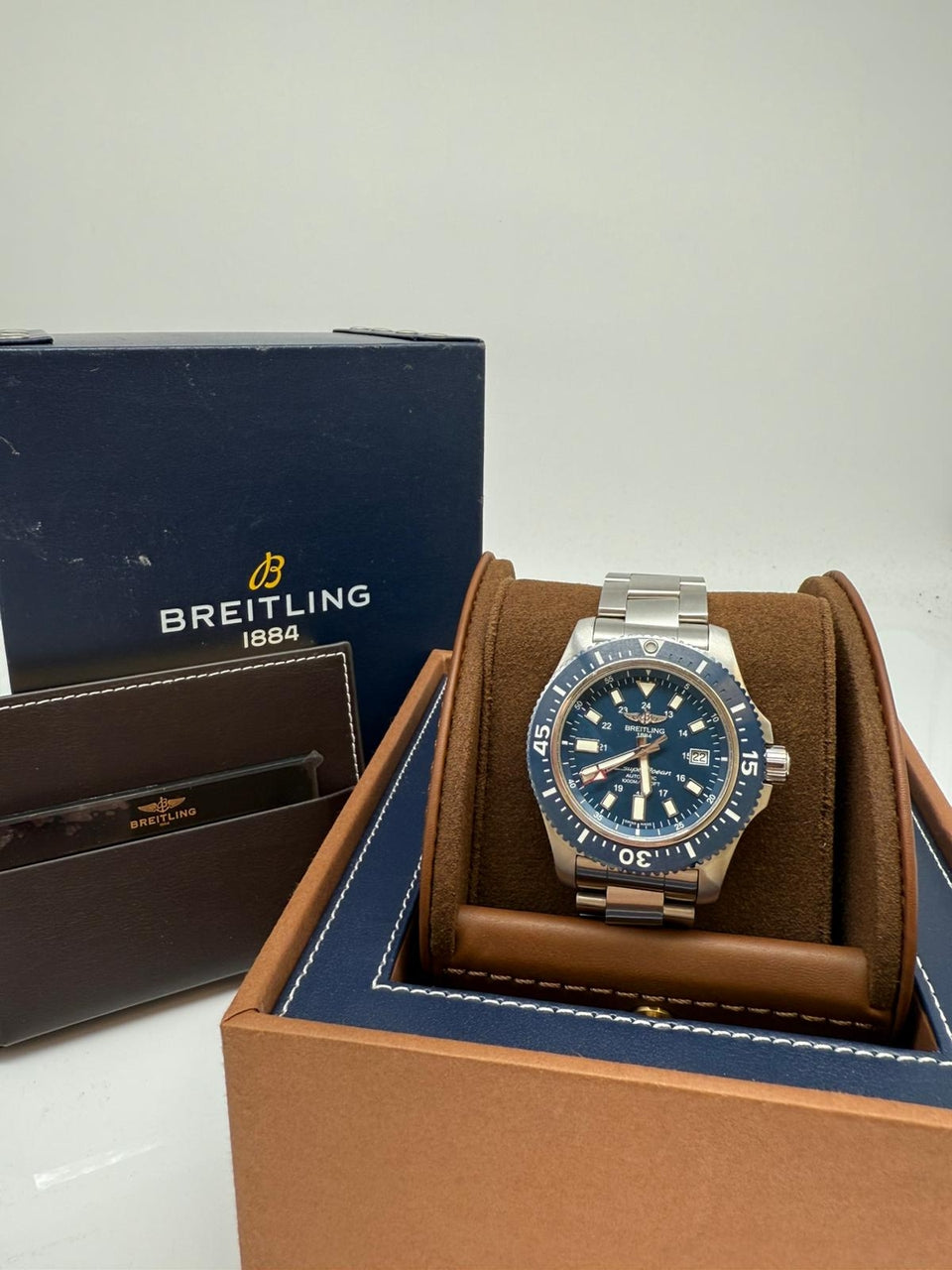 Breitling Superocean 44 Automatik Herrenuhr Y17393 - Papers and documentation