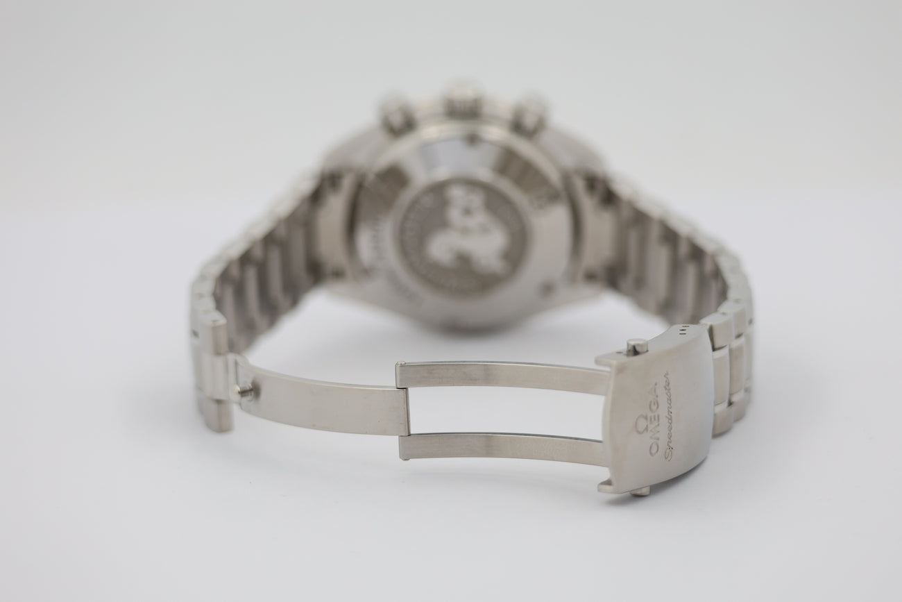 Omega Speedmaster Date 40mm Automatik 32330404006001 - Detail view 6