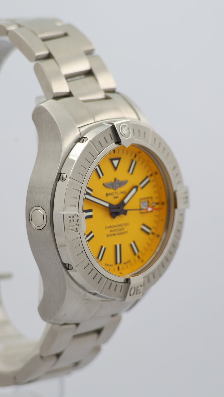 Breitling Avenger Seawolf 45mm Automatik Herrenuhr A17319 - Detail view 8