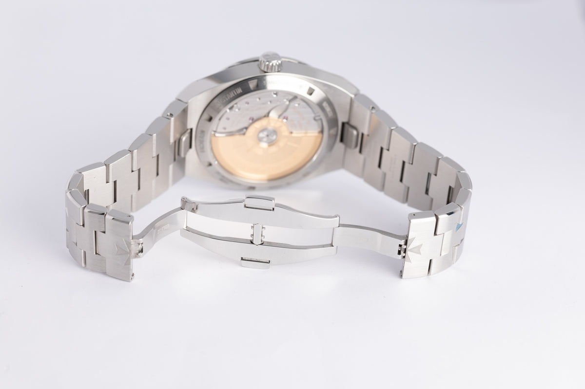 Vacheron Constantin Constantin Overseas Automatik Herrenuhr 4520V - Detailansicht 8