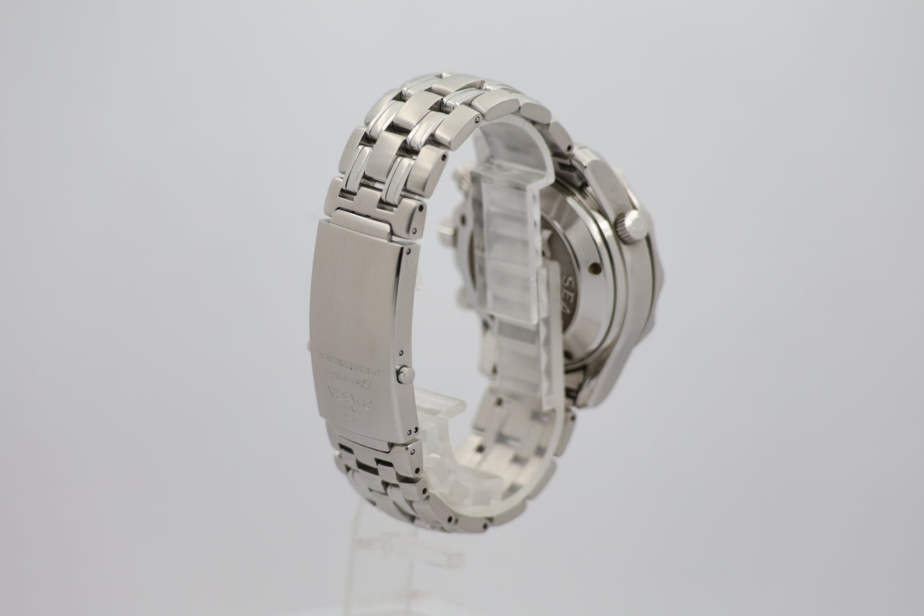 Omega Seamaster Diver 300 M Automatik 22258000 - Detail view 1