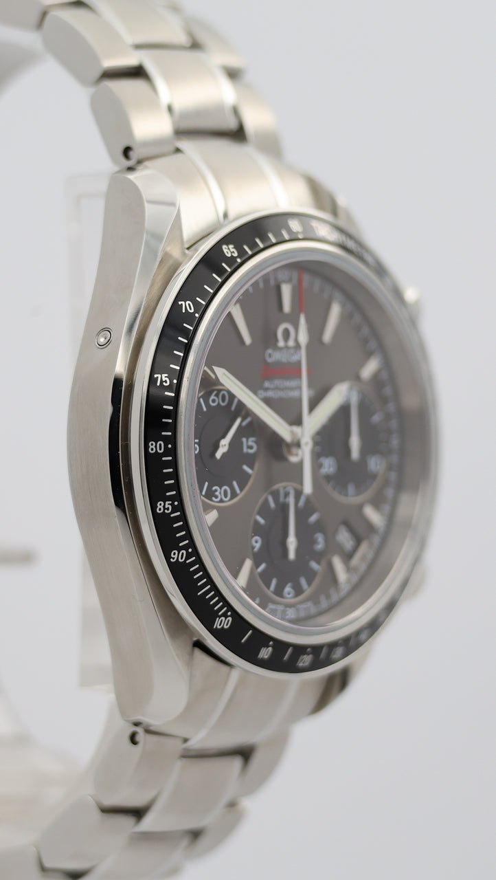 Omega Speedmaster Date Automatik Herrenuhr Stahl 40mm 32330404006001 - Detailansicht 8