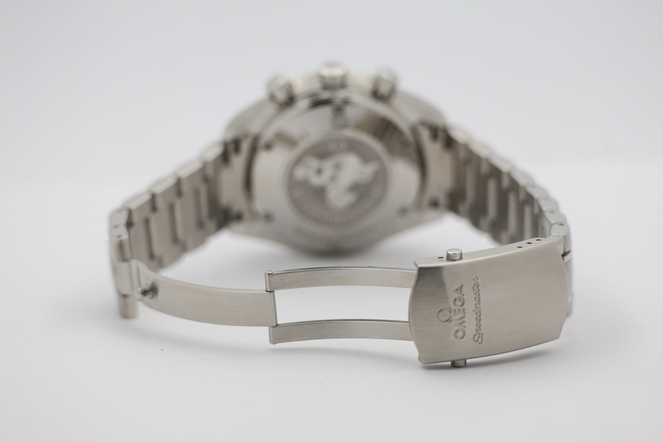 Omega Speedmaster Date Automatik Herrenuhr Stahl 40mm 32330404006001 - Detailansicht 6