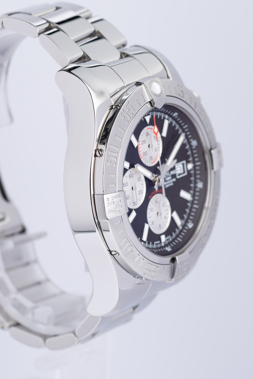Breitling Super Avenger II 48mm Automatik A13371 - Detailansicht 1