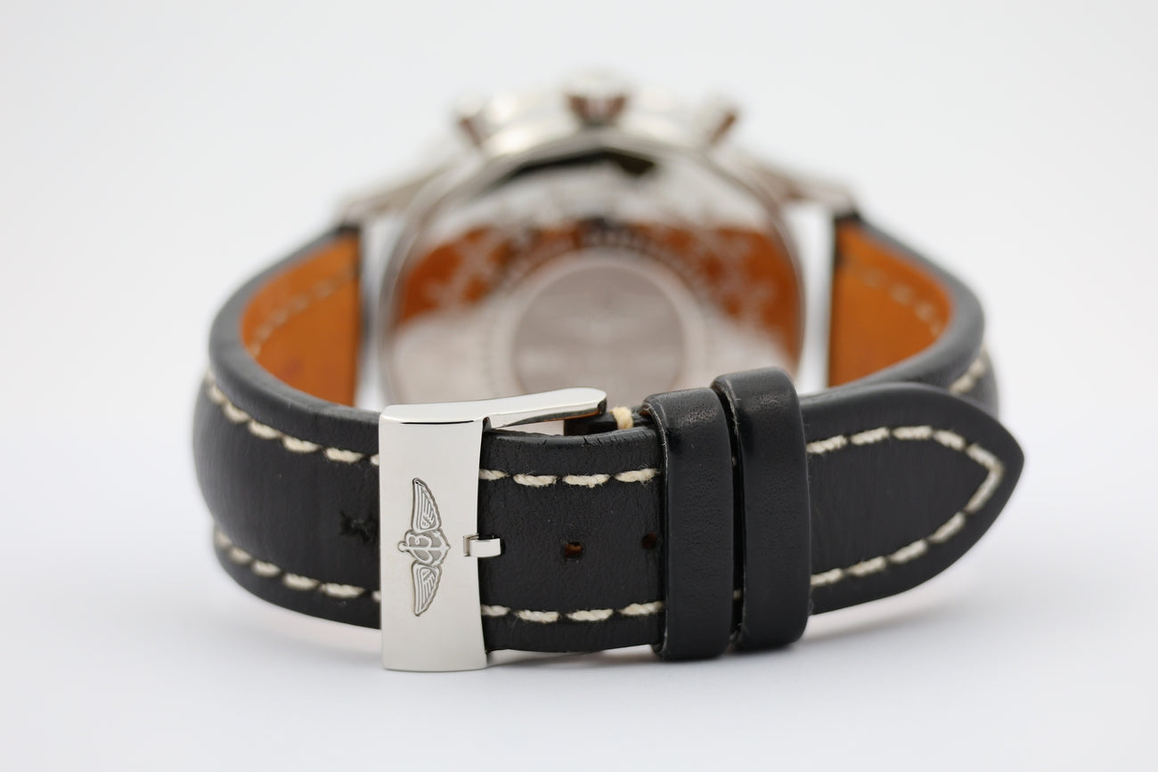 Breitling Navitimer 01 Automatik 43mm AB0120 - Detailansicht 6