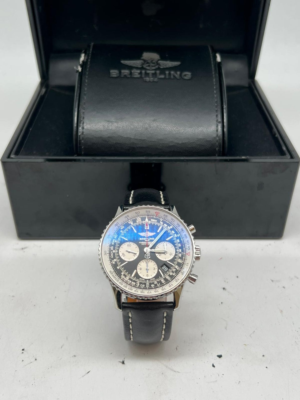Breitling Navitimer 01 Automatik 43mm AB0120 - Papiere und oder Lieferumfang