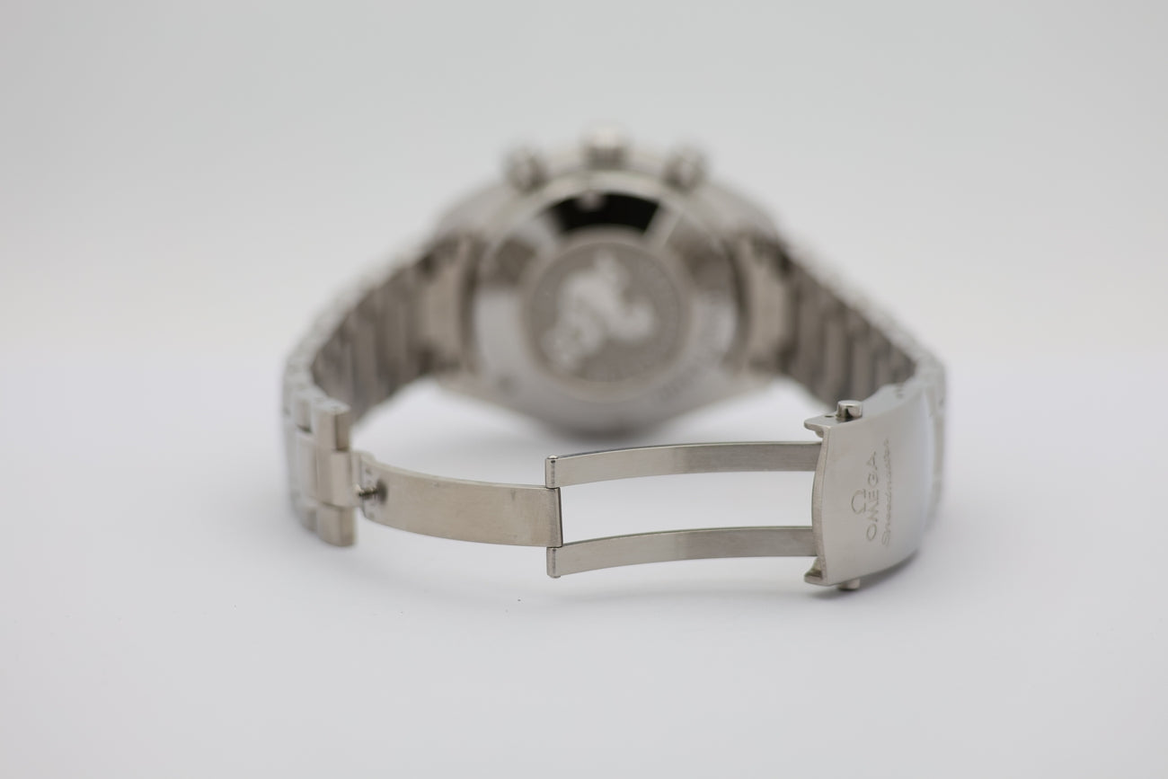 Omega Speedmaster Date 40mm Automatik 32105000 - Detail view 6