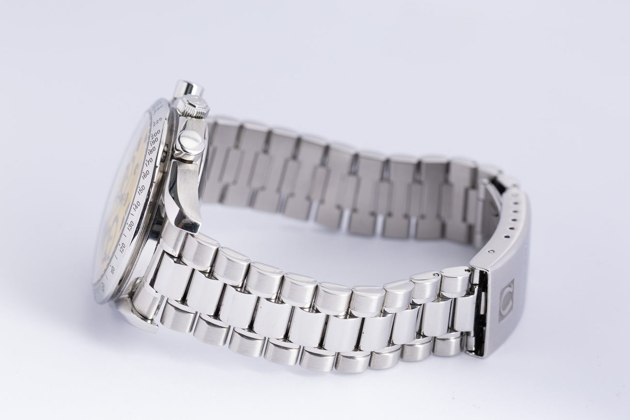 Omega Speedmaster Date "Michael Schumacher" Gelb Automatik 3511.1200 - Detailansicht 5