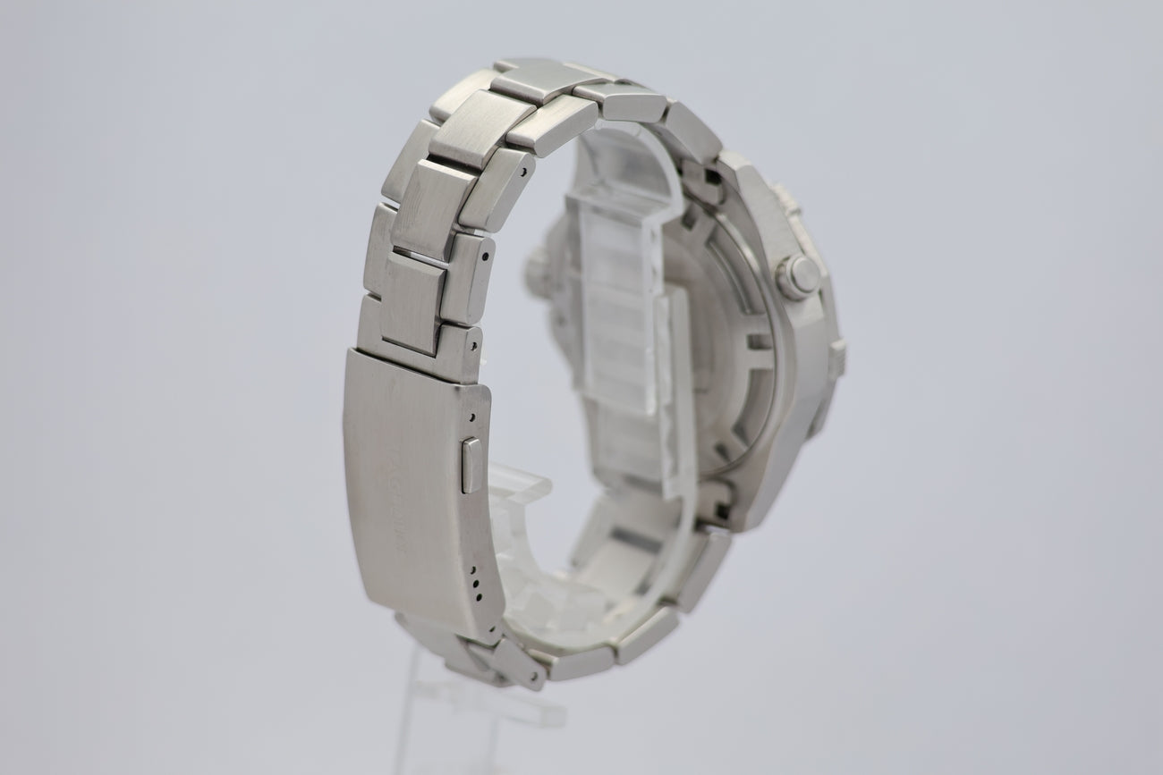 Tag Heuer Aquaracer Quarz Herrenuhr WAJ1112 - Detailansicht 1