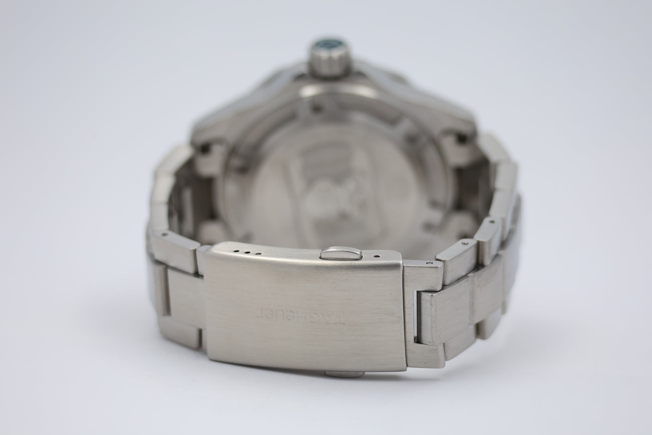 Tag Heuer Aquaracer Quarz Herrenuhr WAJ1112 - Detailansicht 5
