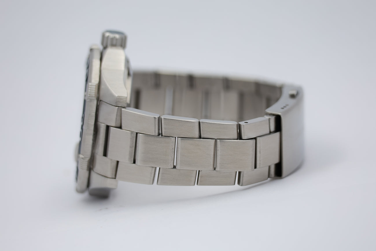 Tag Heuer Aquaracer Quarz Herrenuhr WAJ1112 - Detailansicht 3