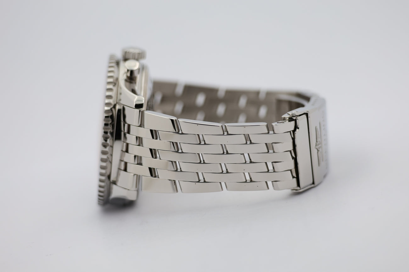 Breitling Navitimer 42mm Automatik Herrenuhr A23322 - Detail view 3