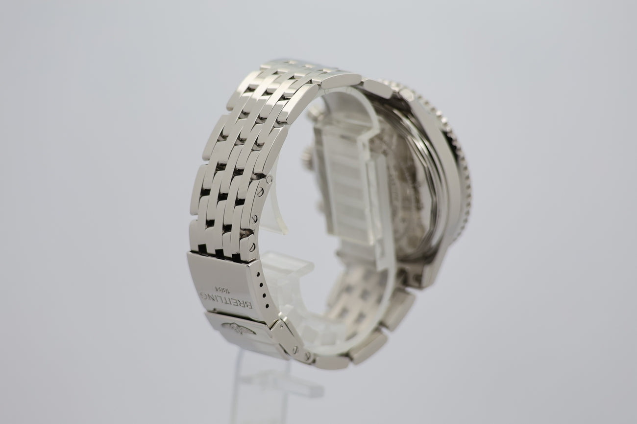 Breitling Navitimer 42mm Automatik Herrenuhr A23322 - Detail view 1