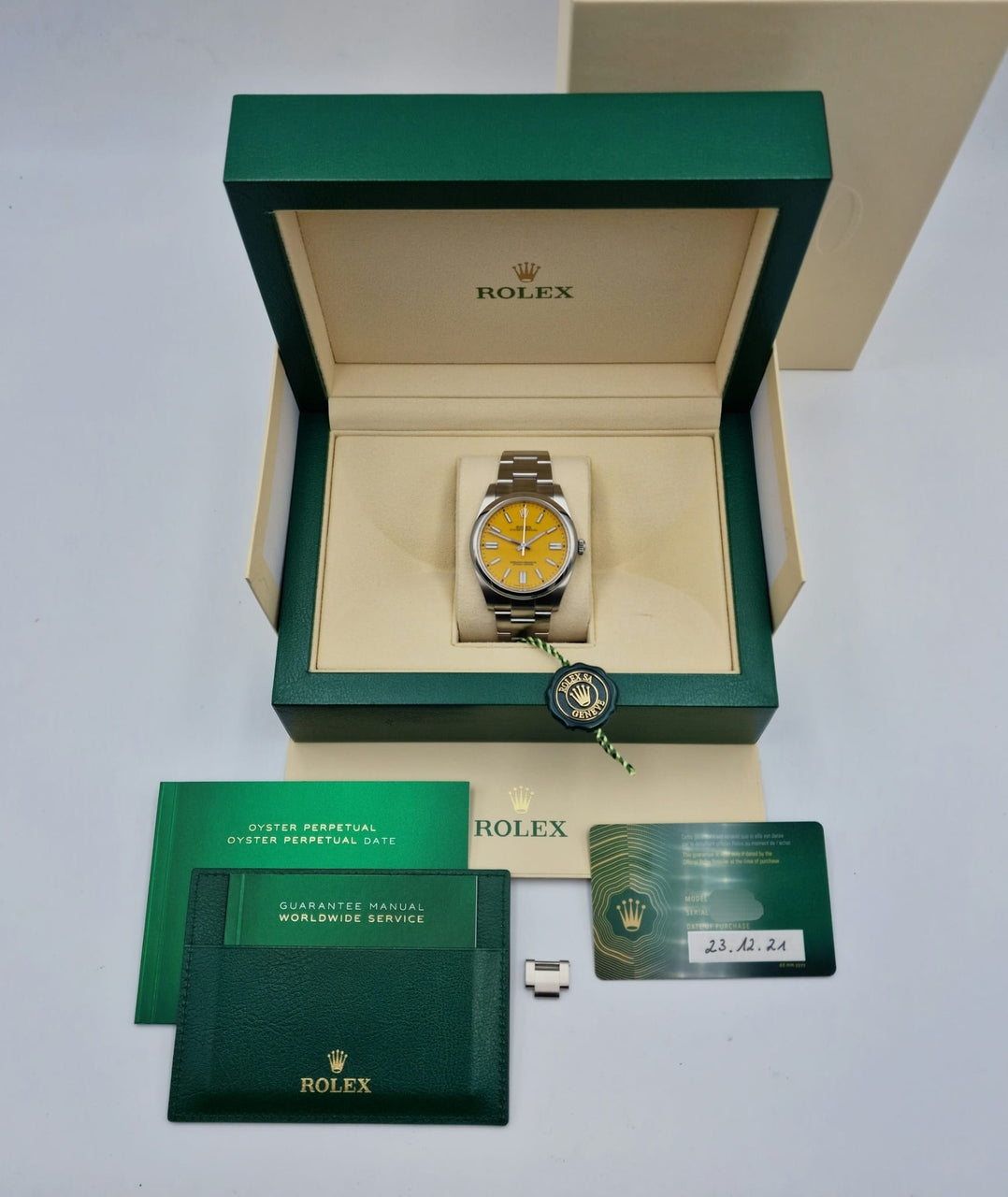 Rolex Oyster Perpetual 41mm Automatik 124300 - Papiere und oder Lieferumfang