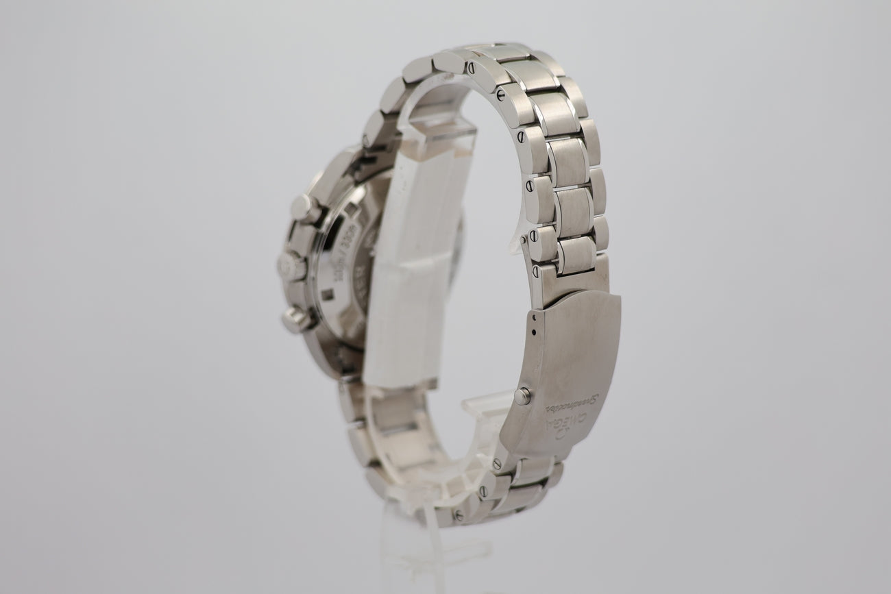 Omega Speedmaster Racing Automatik Herrenuhr Weiß 32630405002001 - Detail view 2