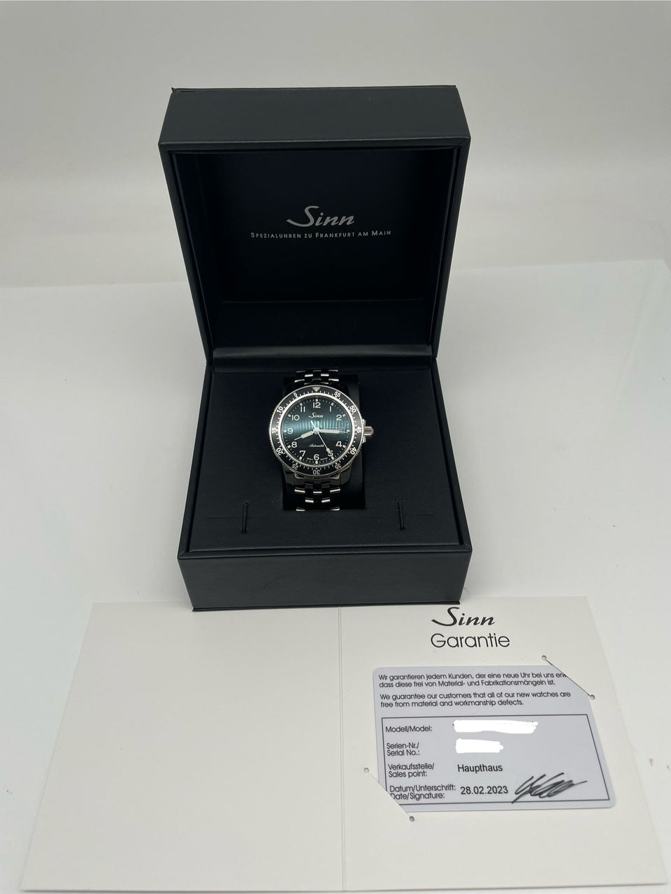 Sinn 104 41mm Automatik 104STSA - Papiere und oder Lieferumfang