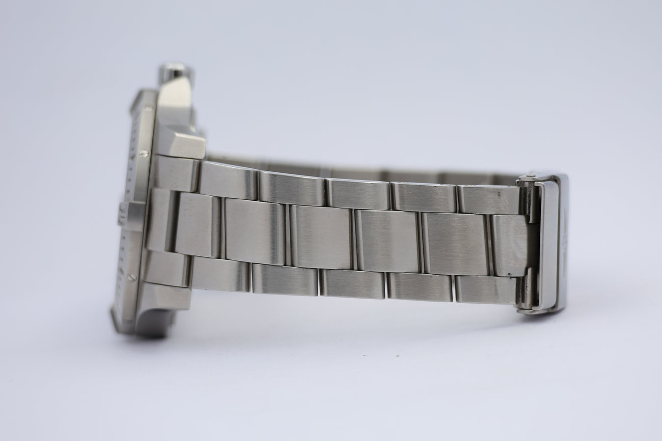 Breitling Colt 44 Automatik Herrenuhr Schwarz A17388 Box + og. Papiere