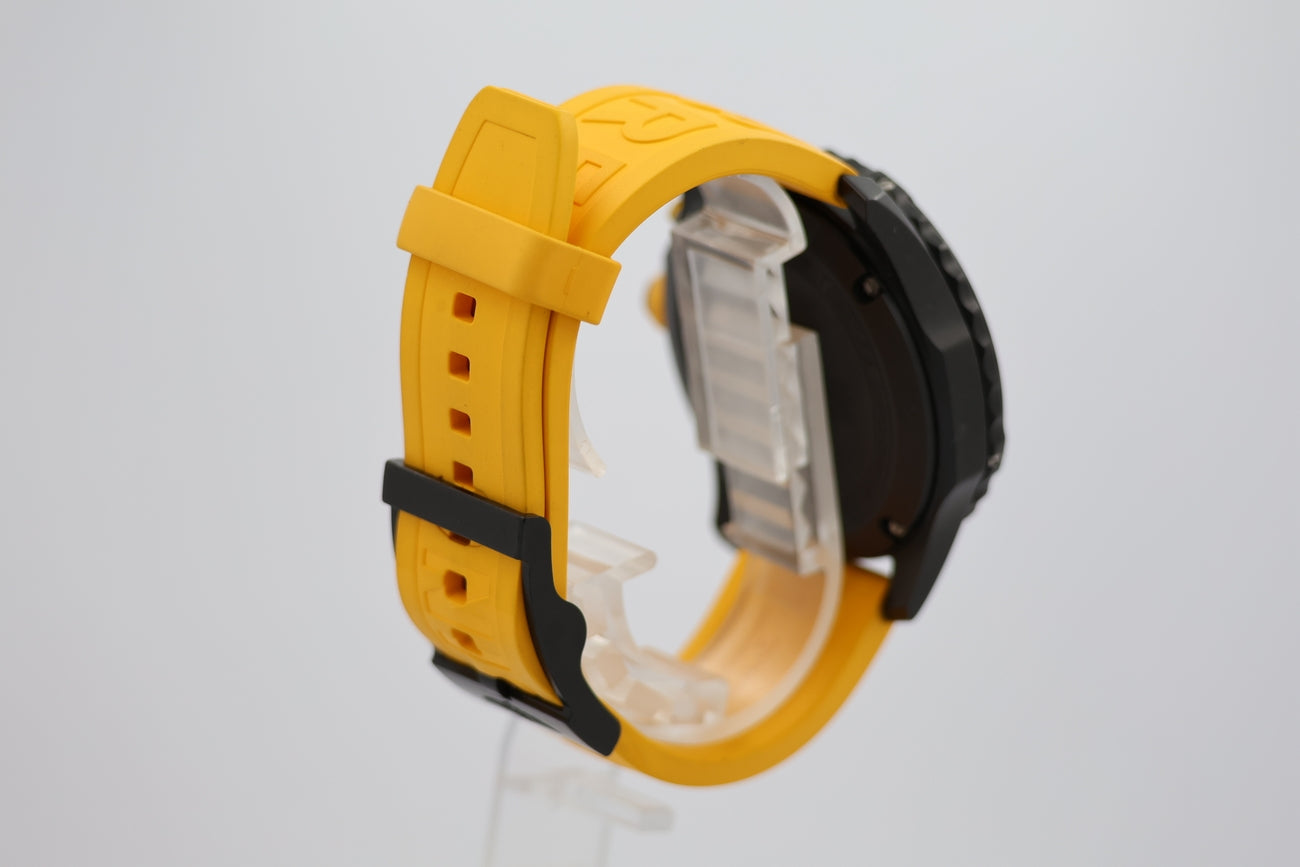 Breitling Endurance Pro 44mm Quarz X82340 - Detailansicht 3