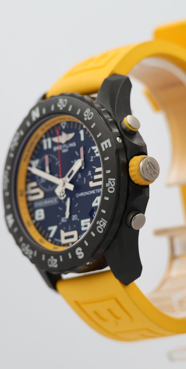 Breitling Endurance Pro 44mm Quarz X82340 - Detailansicht 1