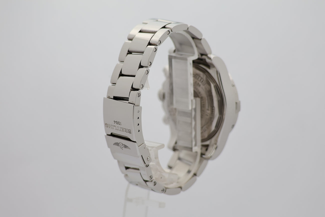 Breitling Avenger II Automatik 43mm A13381 - Detailansicht 1