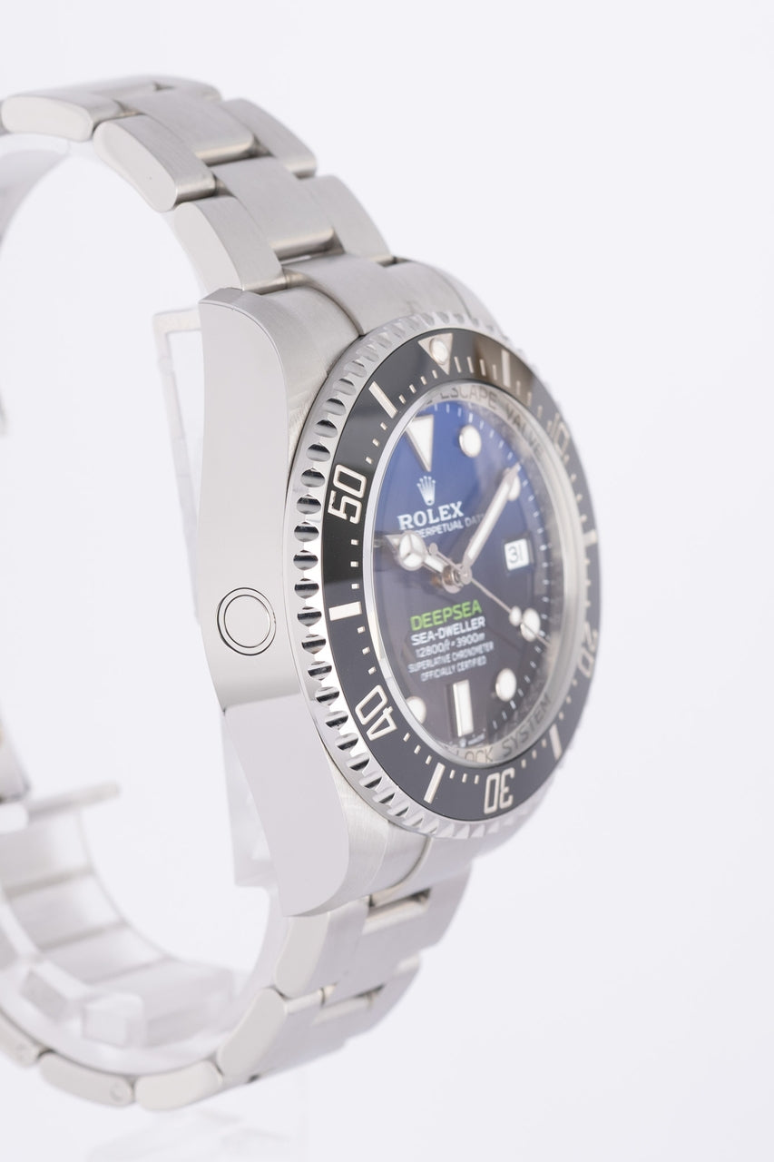 Rolex Sea-Dweller Deepsea 44mm Automatik Herrenuhr 136660 - Detailansicht 1