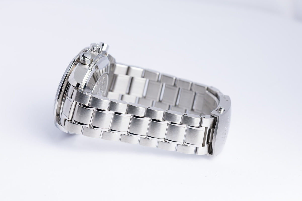 Omega Speedmaster Date 32105000 - Detailansicht 5