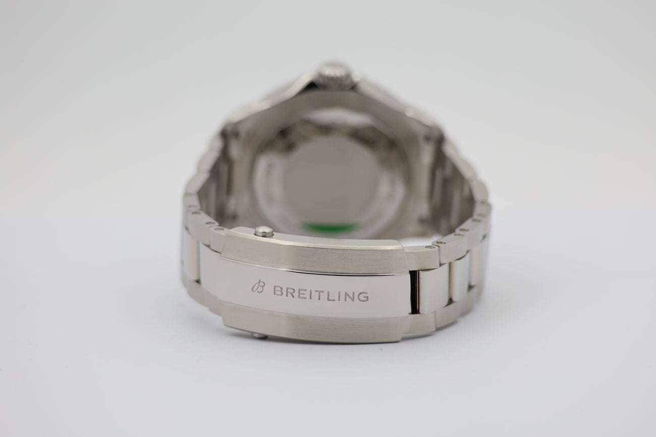 Breitling Superocean Automatik 44mm A17376 - Detail view 5