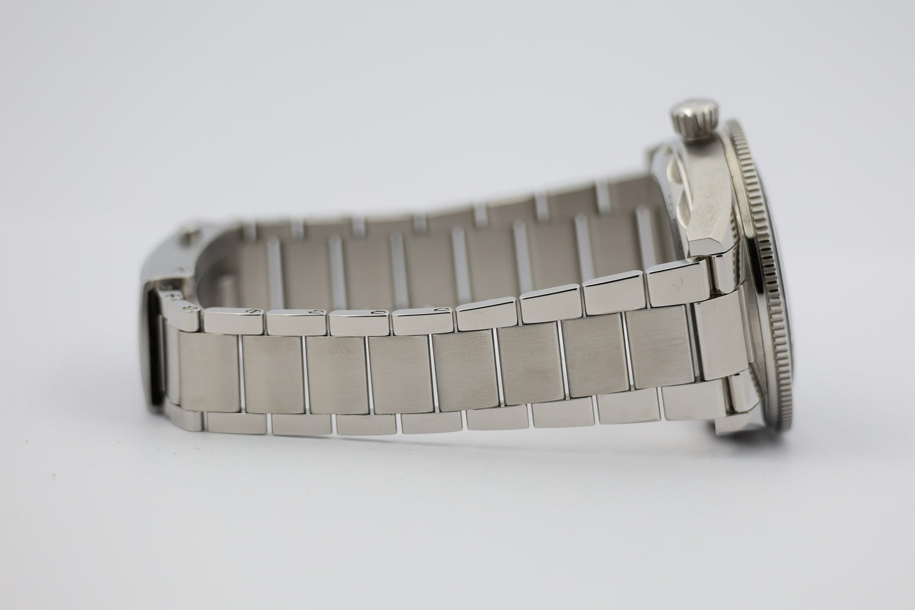 Omega Seamaster 300 Automatik Herrenuhr Blau 23430412103001 - Detail view 4