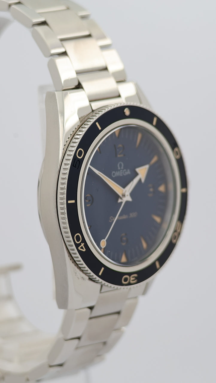 Omega Seamaster 300 Automatik Herrenuhr Blau 23430412103001 - Detail view 8