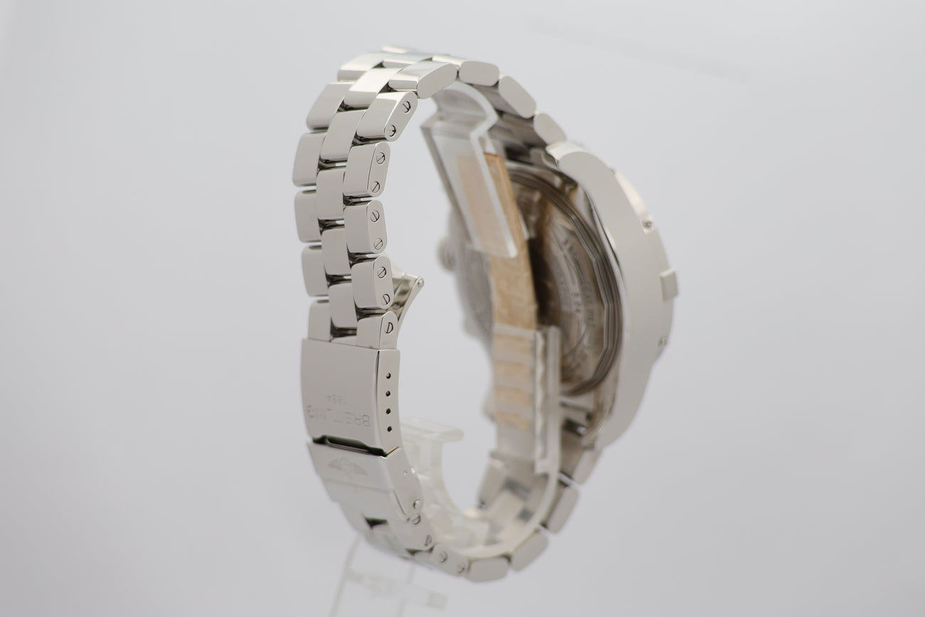 Breitling Super Avenger 48mm Automatik A13370 - Detailansicht 1