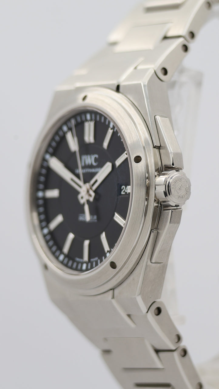 IWC Ingenieur 40mm Automatik Herrenuhr IW323902 - Detail view 7