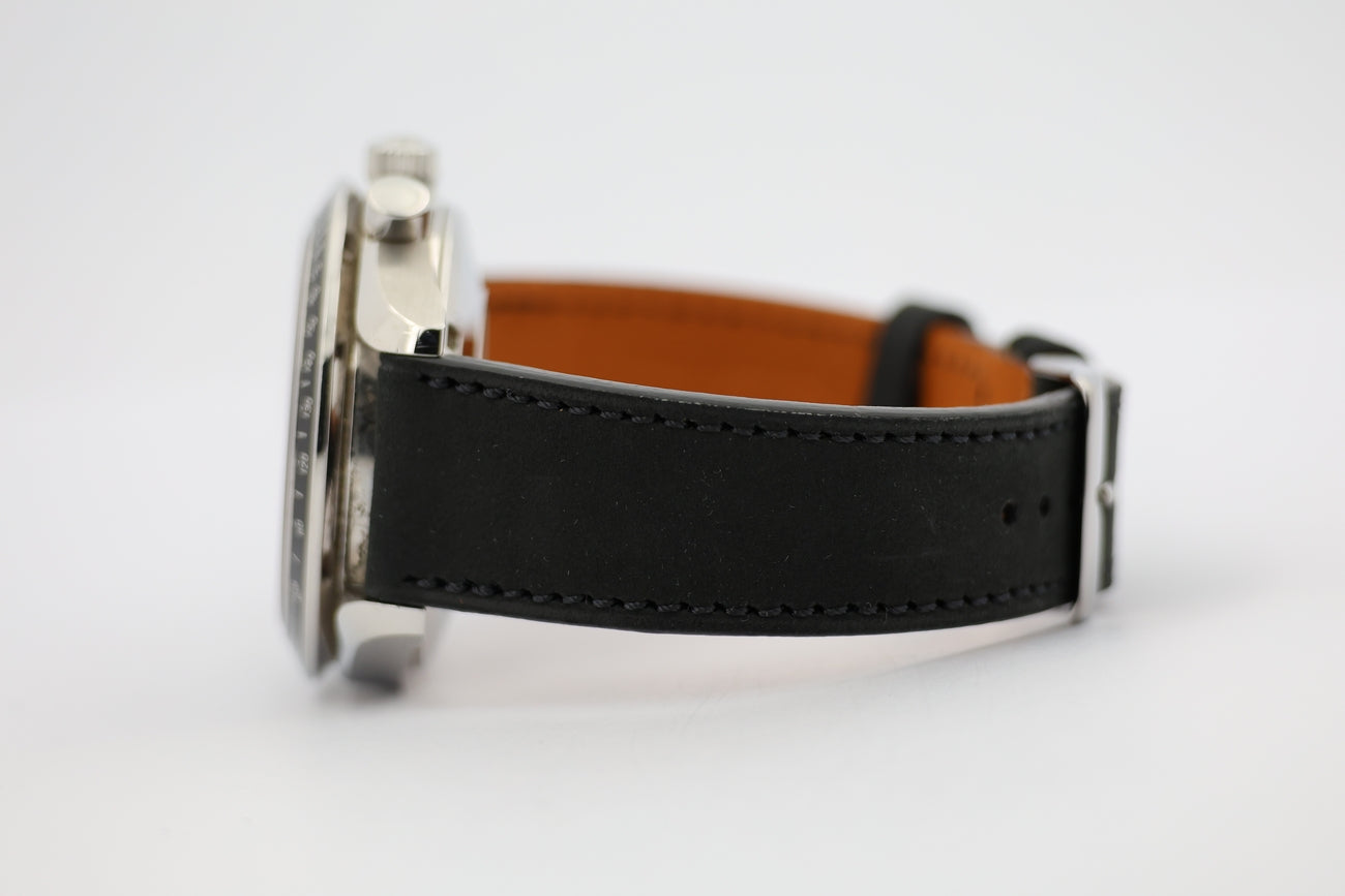 Omega Speedmaster Date 40mm Automatik 32330404 - Detail view 3