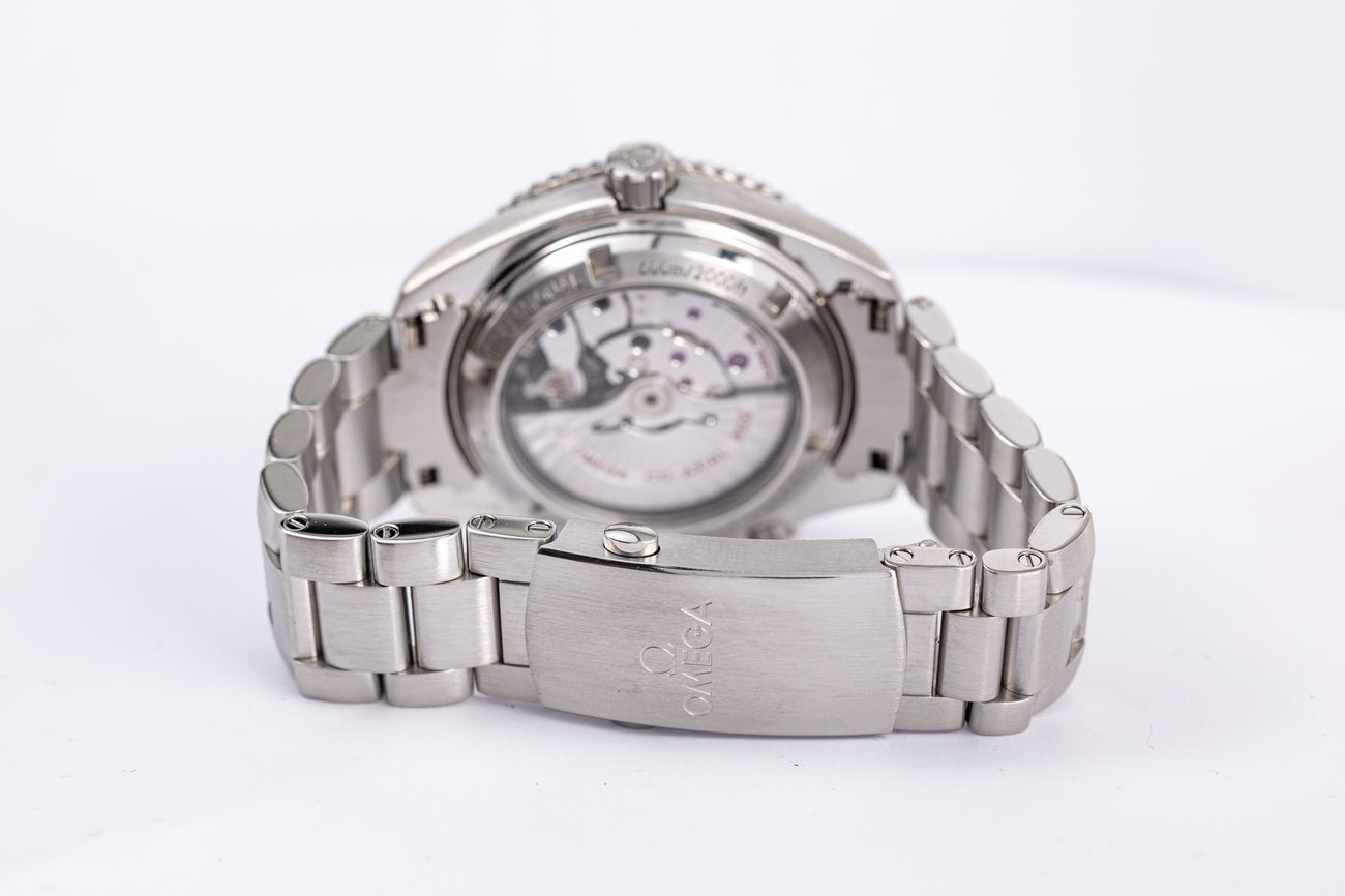 Omega Seamaster Planet Ocean 42mm Automatik 23230422101003 - Detailansicht 7