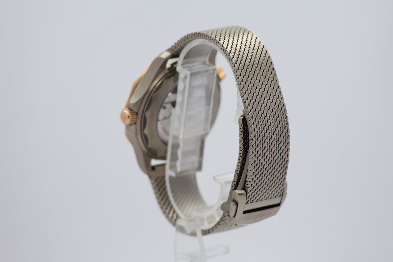 Omega Seamaster Diver 300m 42mm Titan Automatik 21090422010001 - Detail view 2