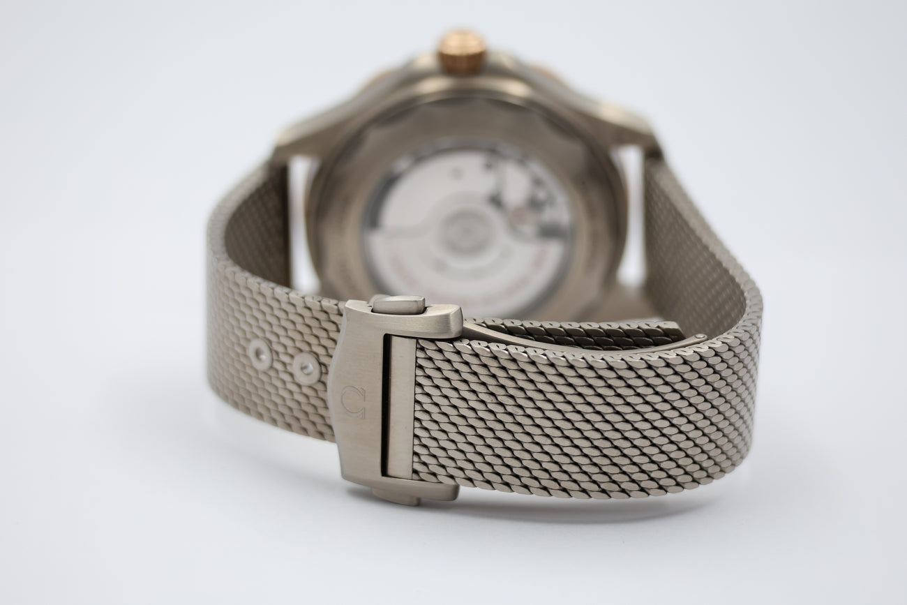 Omega Seamaster Diver 300m 42mm Titan Automatik 21090422010001 - Detail view 5